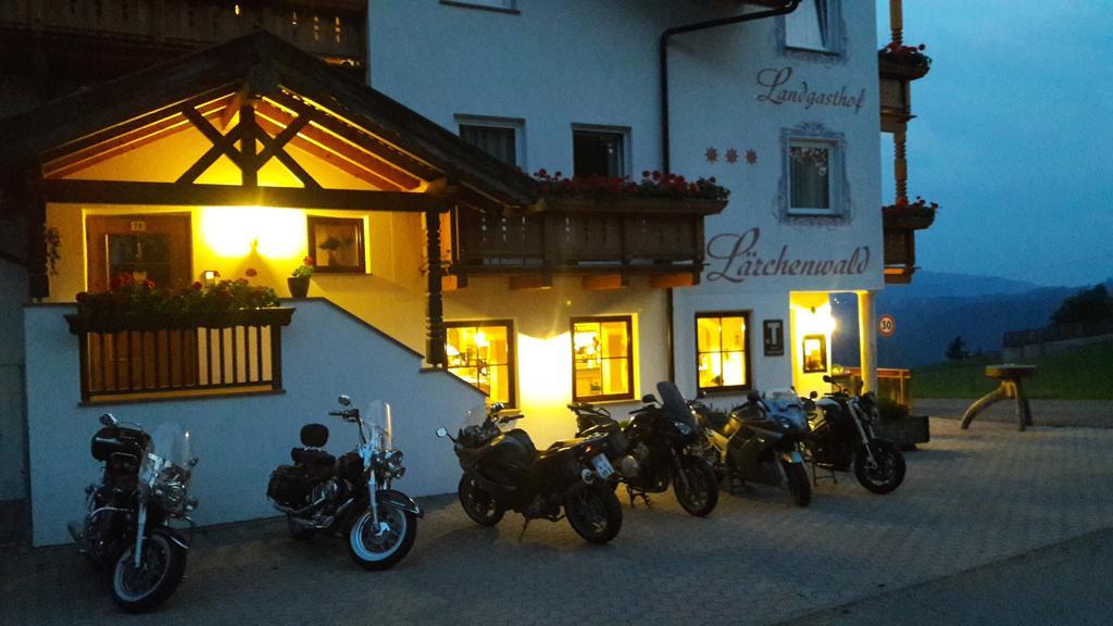 Hotel Landgasthof Laerchenwald Collepietra  Extérieur photo